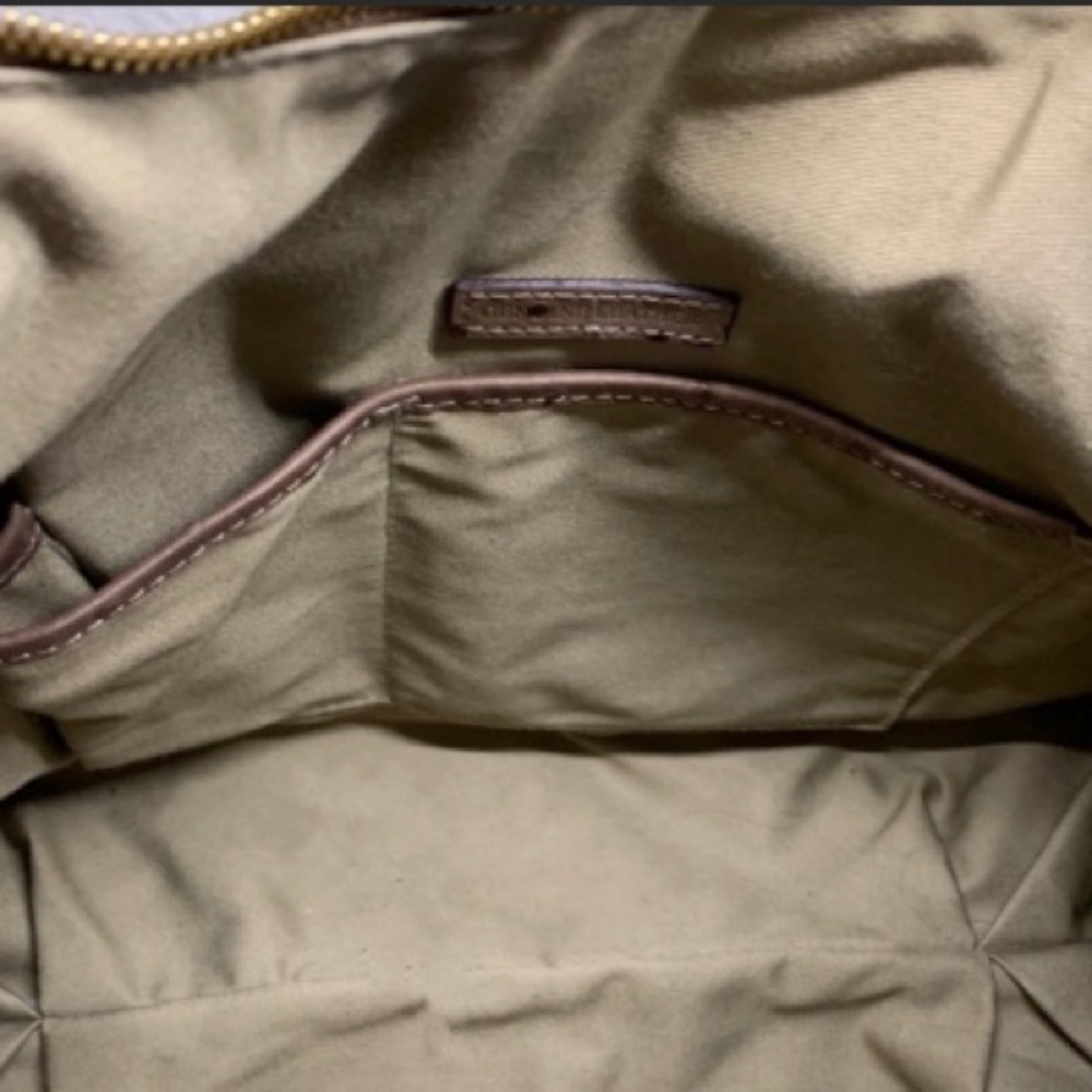 🔥🔥🔥HOT EUC STUNNING GILI ITALIAN LEATHER HOBO - Picture 11 of 12